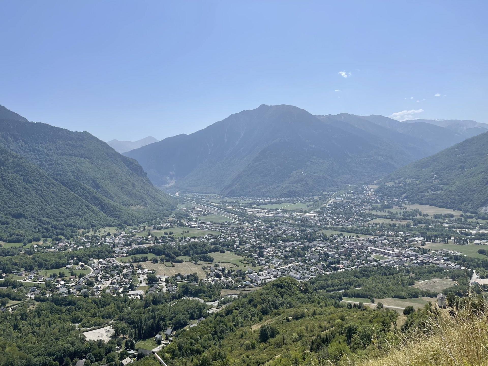 Vue aérienne de La Chambre en Maurienne